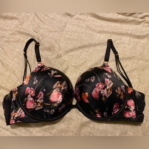 Victoria Secret Very Sexy Push Up Bra